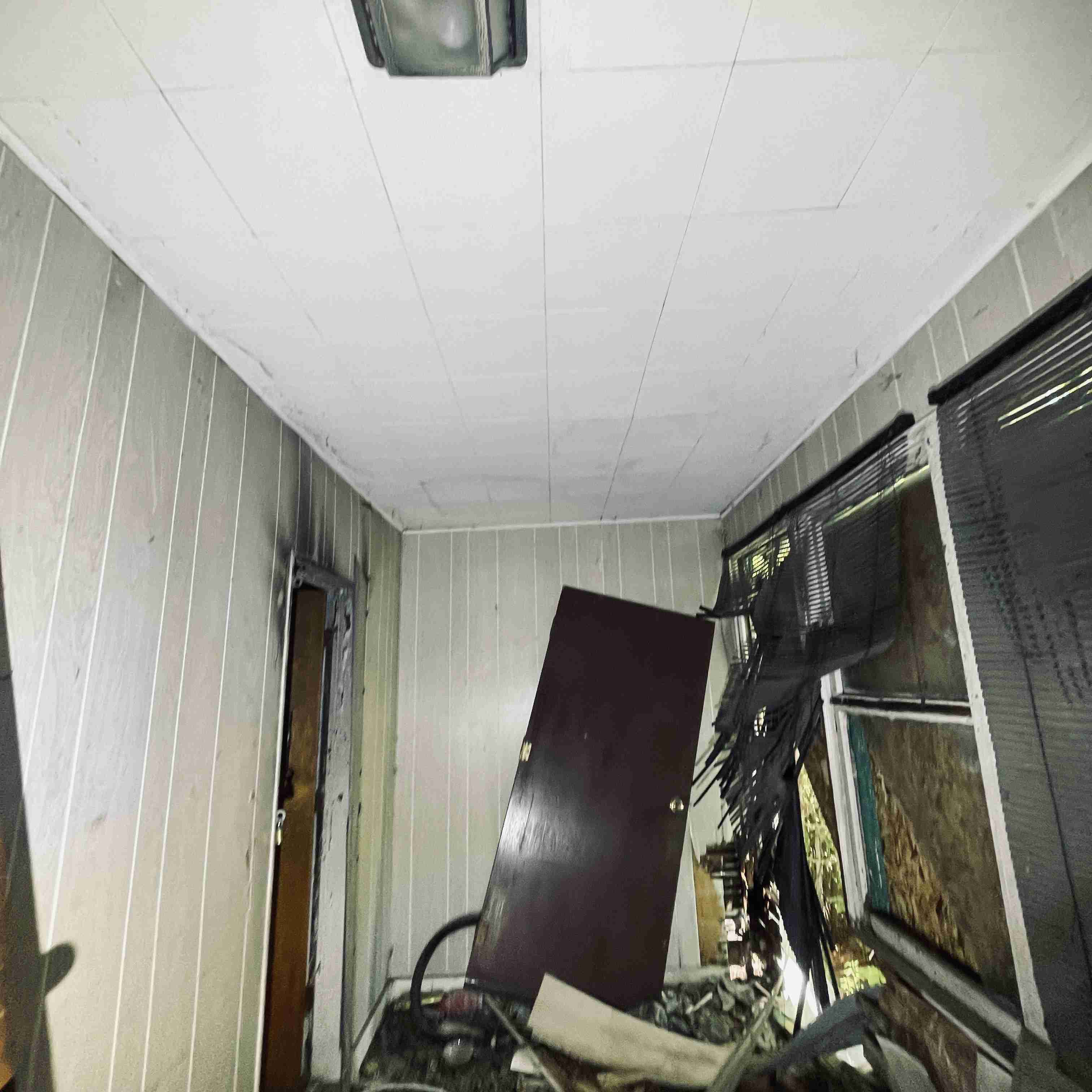 1060 Meldrum (18).jpg